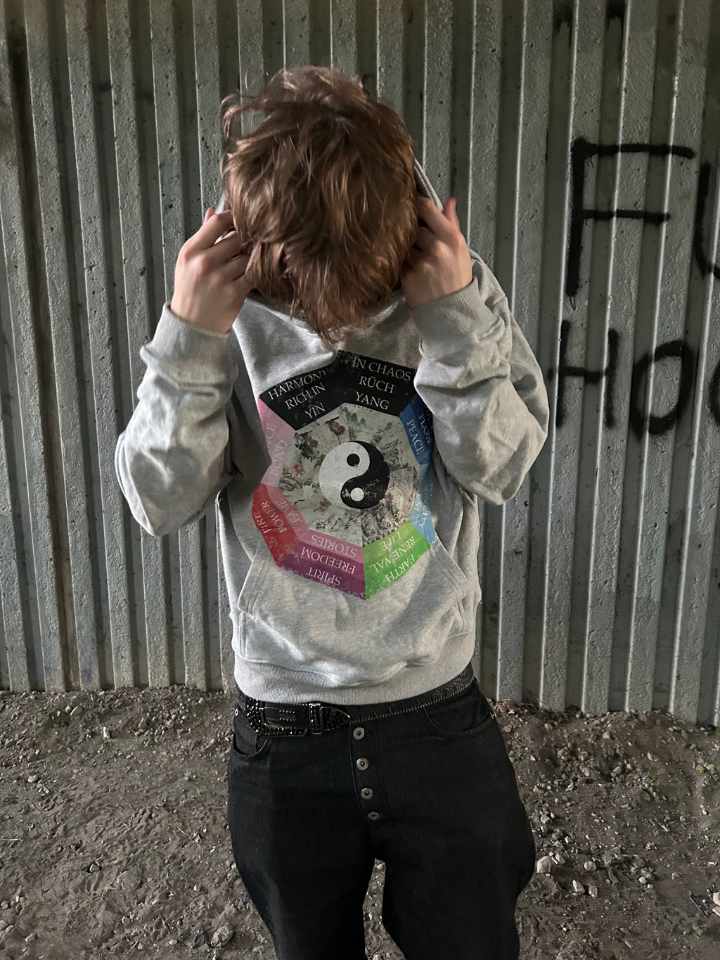 风水 hoodie