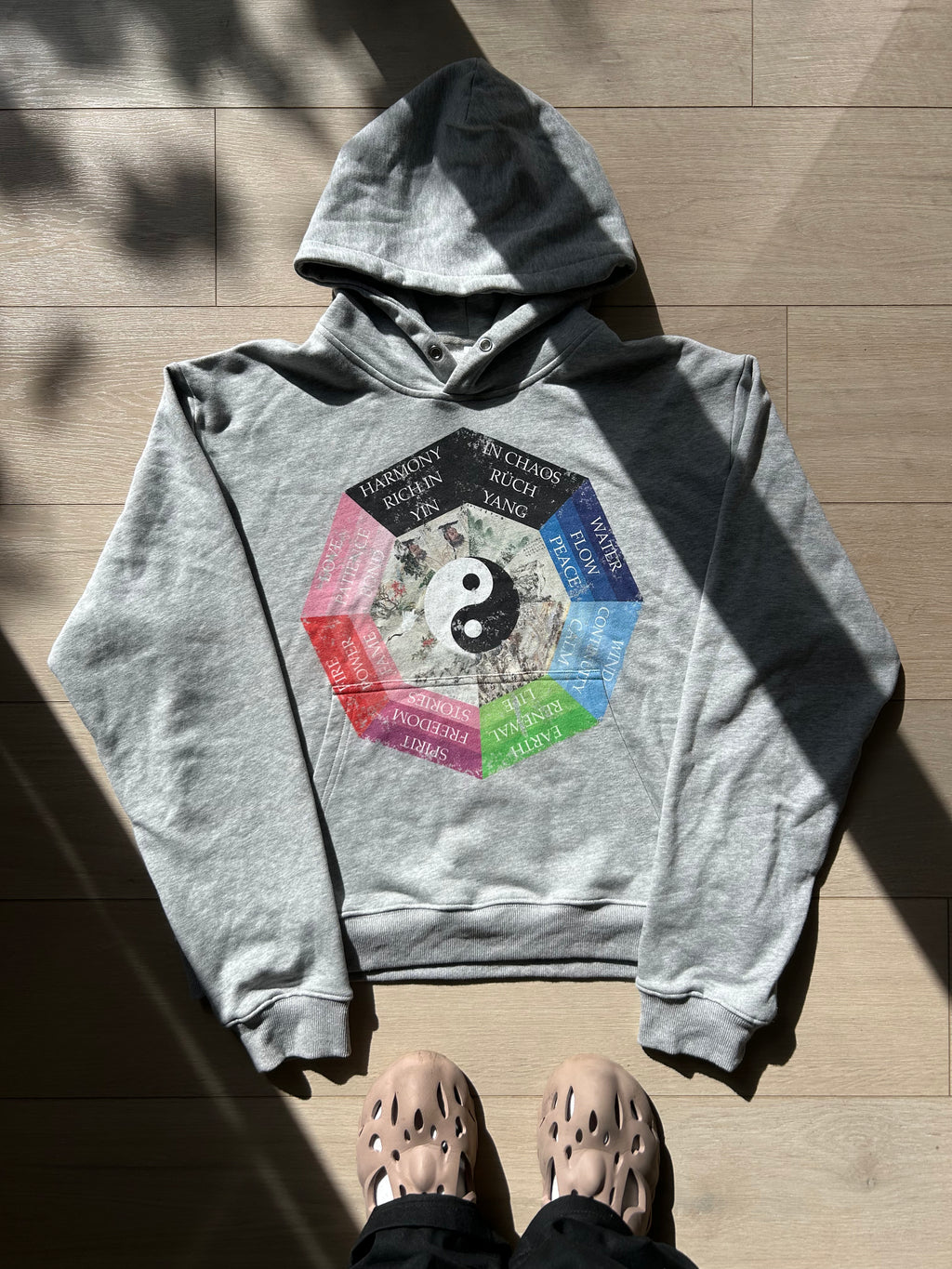风水 hoodie